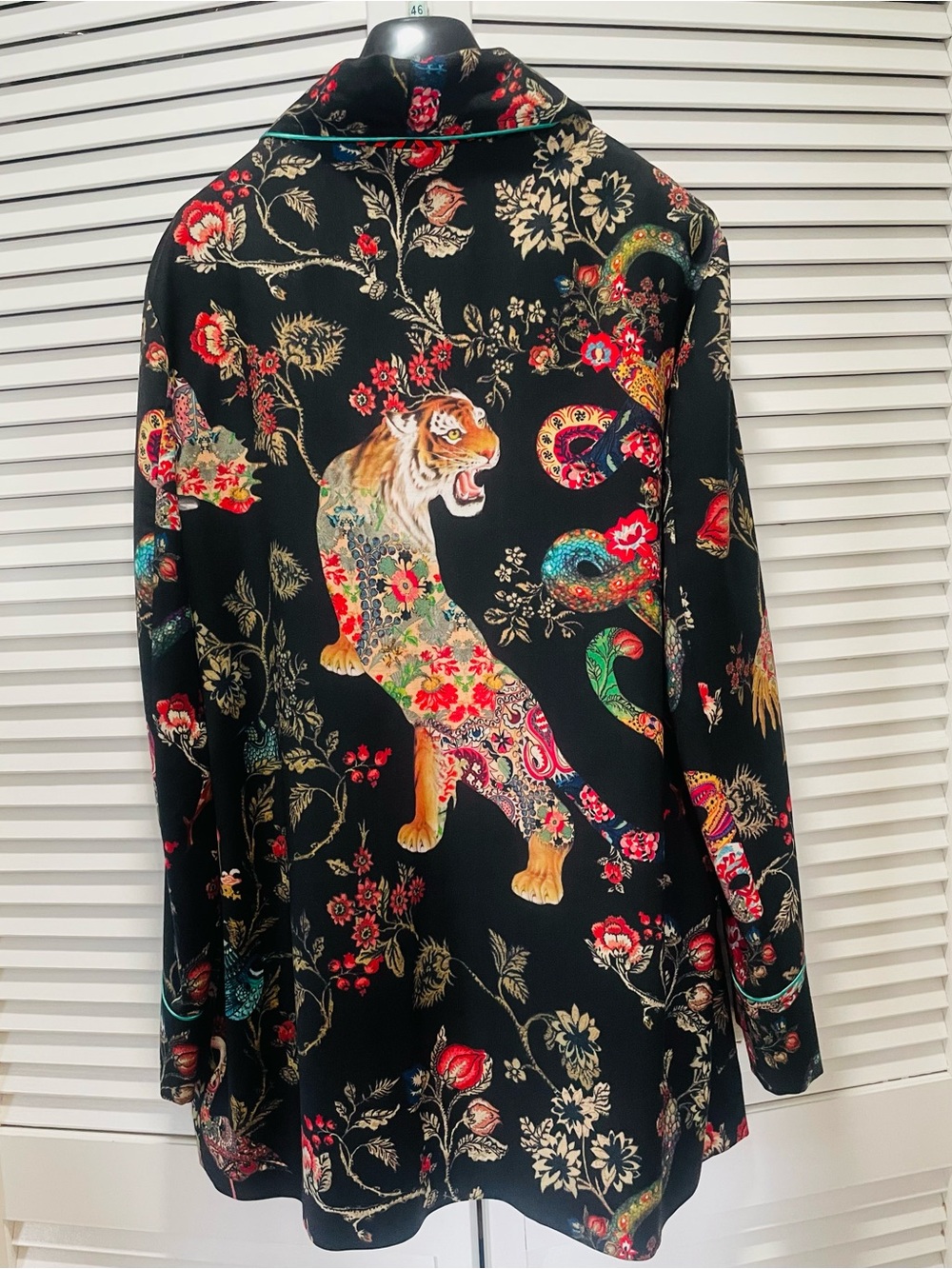 Etro Tiger & Floral Silk Smoking Jacket - Picture 5 of 15
